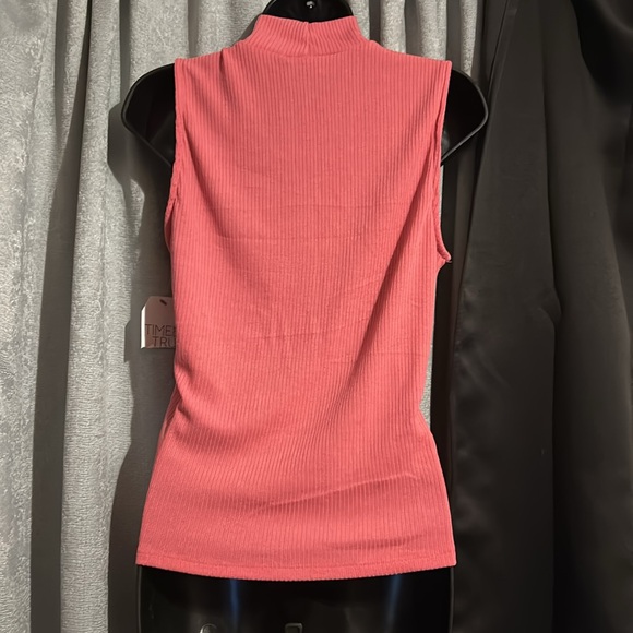 Time and Tru Rib Knit Sleeveless Mock Neck Top Size Small NWT - Picture 8 of 8